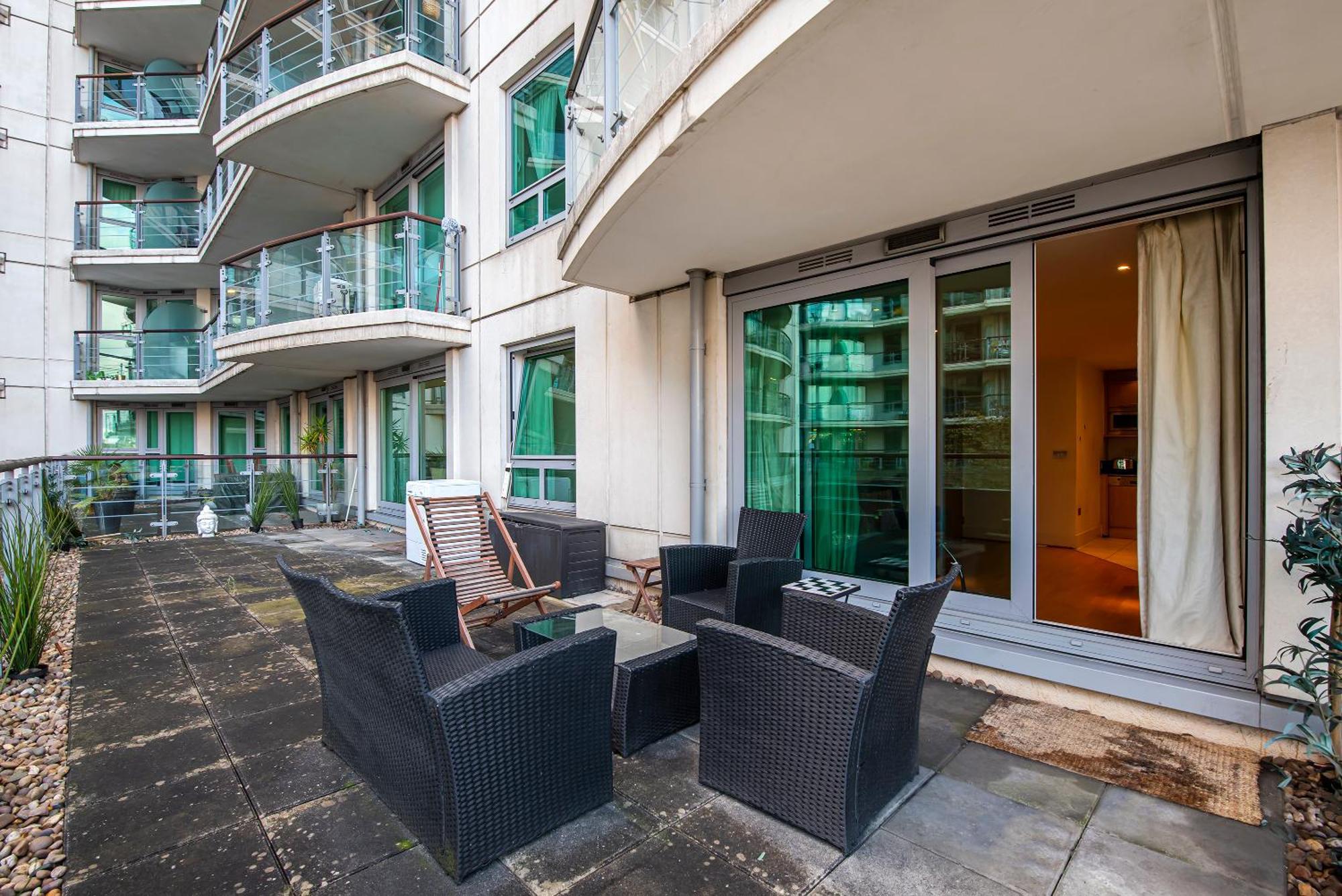 Central 2 Bed With Large Terrace ลอนดอน ภายนอก รูปภาพ
