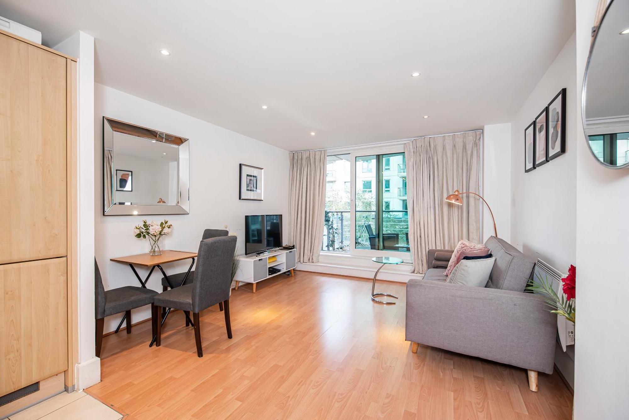 Central 2 Bed With Large Terrace ลอนดอน ภายนอก รูปภาพ