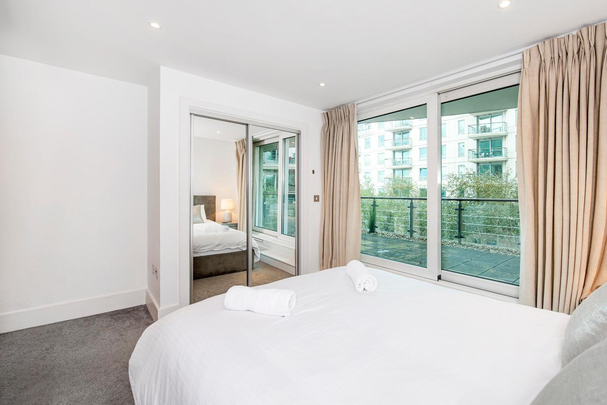 Central 2 Bed With Large Terrace ลอนดอน ภายนอก รูปภาพ