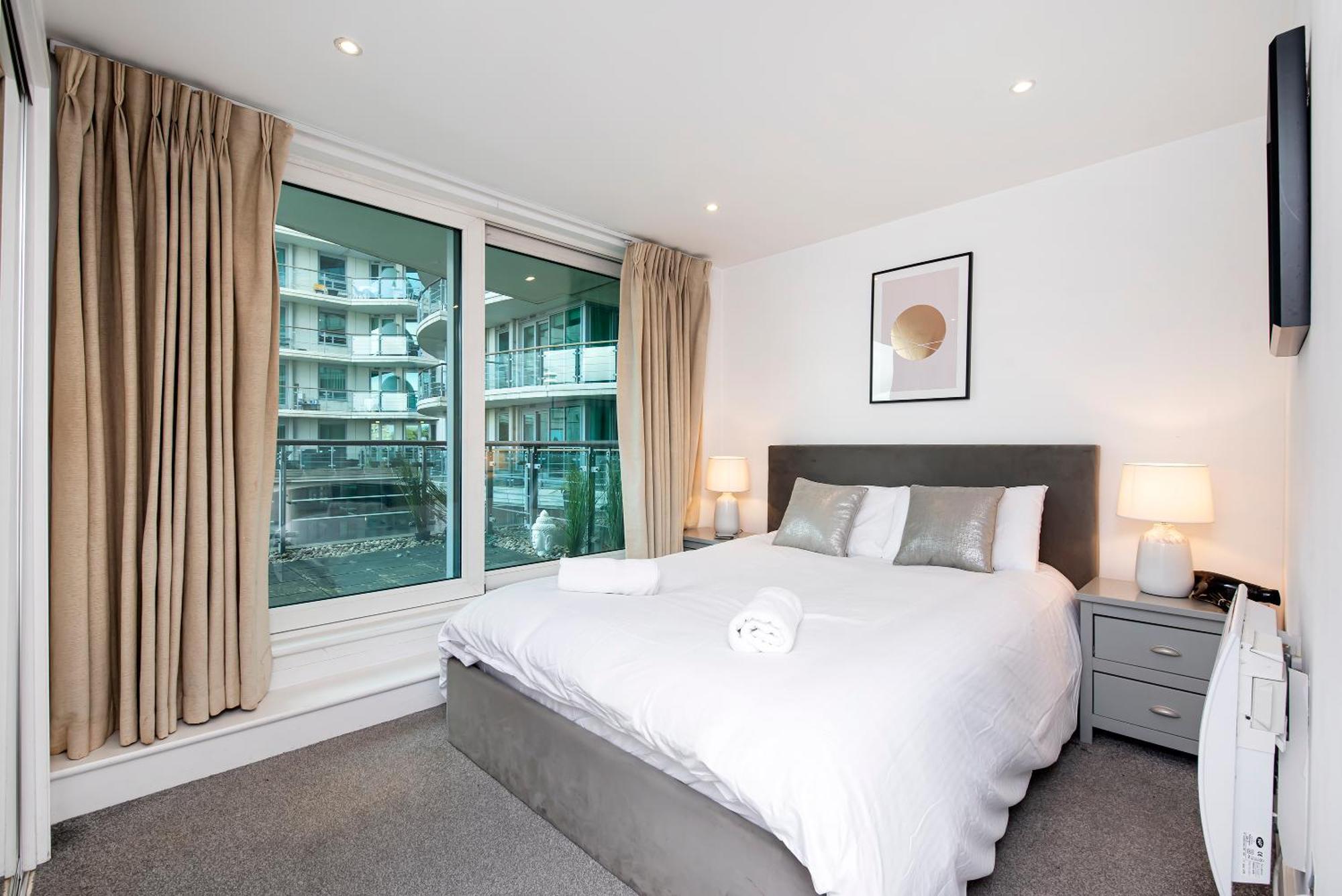 Central 2 Bed With Large Terrace ลอนดอน ภายนอก รูปภาพ