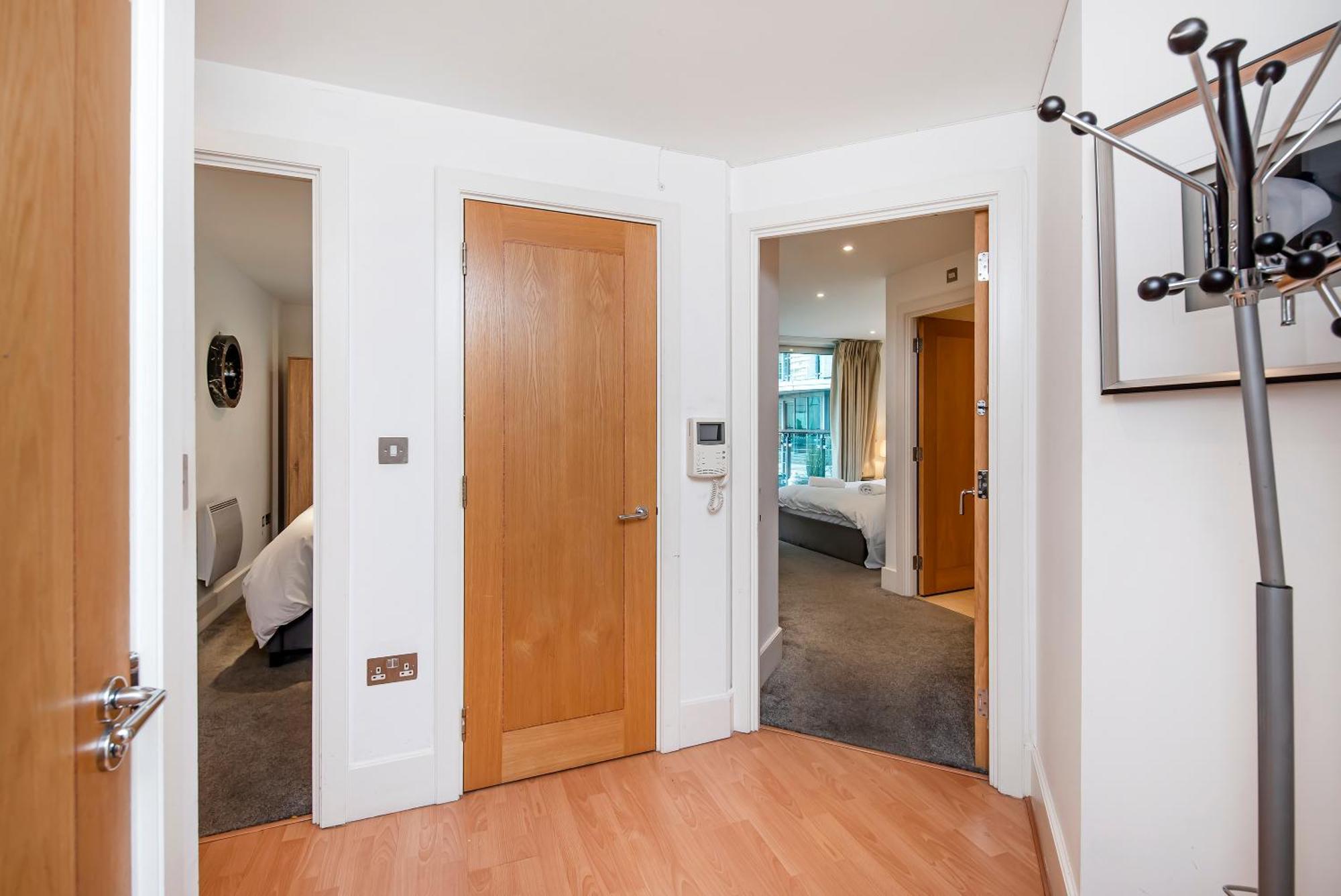 Central 2 Bed With Large Terrace ลอนดอน ภายนอก รูปภาพ