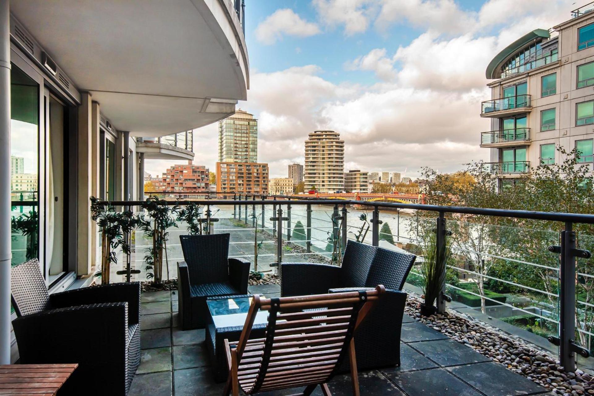 Central 2 Bed With Large Terrace ลอนดอน ภายนอก รูปภาพ